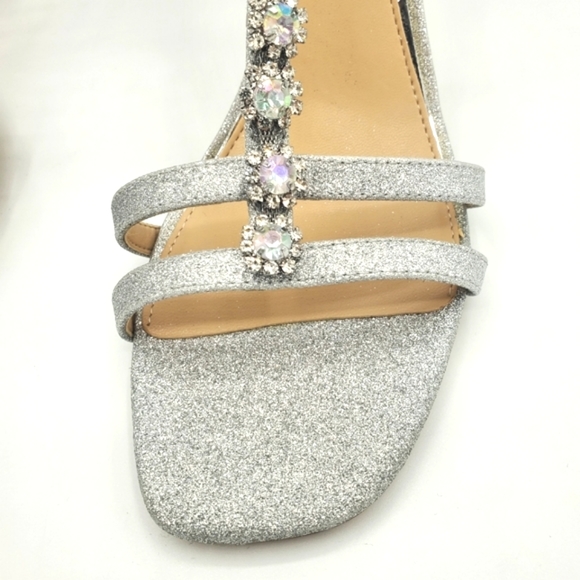 Badgley Mischka Jewel Farida sandals, NIB - Picture 9 of 10